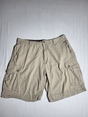 George & Martha Men's Cargo Shorts Size 40 Khaki Beige Ripstop Cotton Utility